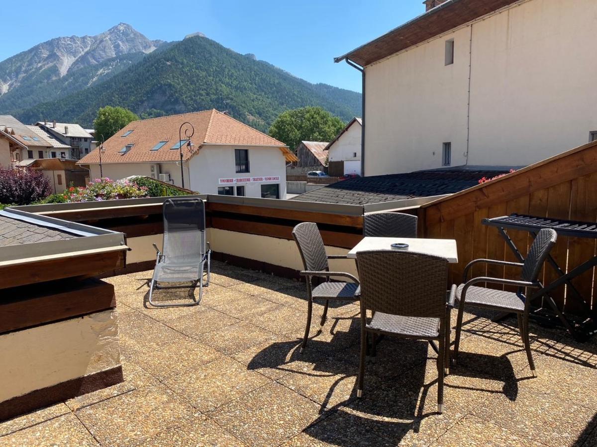 Hotel Les Autanes Spa-Balneotherapie & Restaurant 昂塞勒 外观 照片