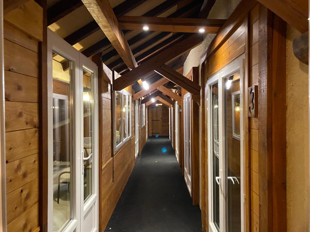 Hotel Les Autanes Spa-Balneotherapie & Restaurant 昂塞勒 外观 照片