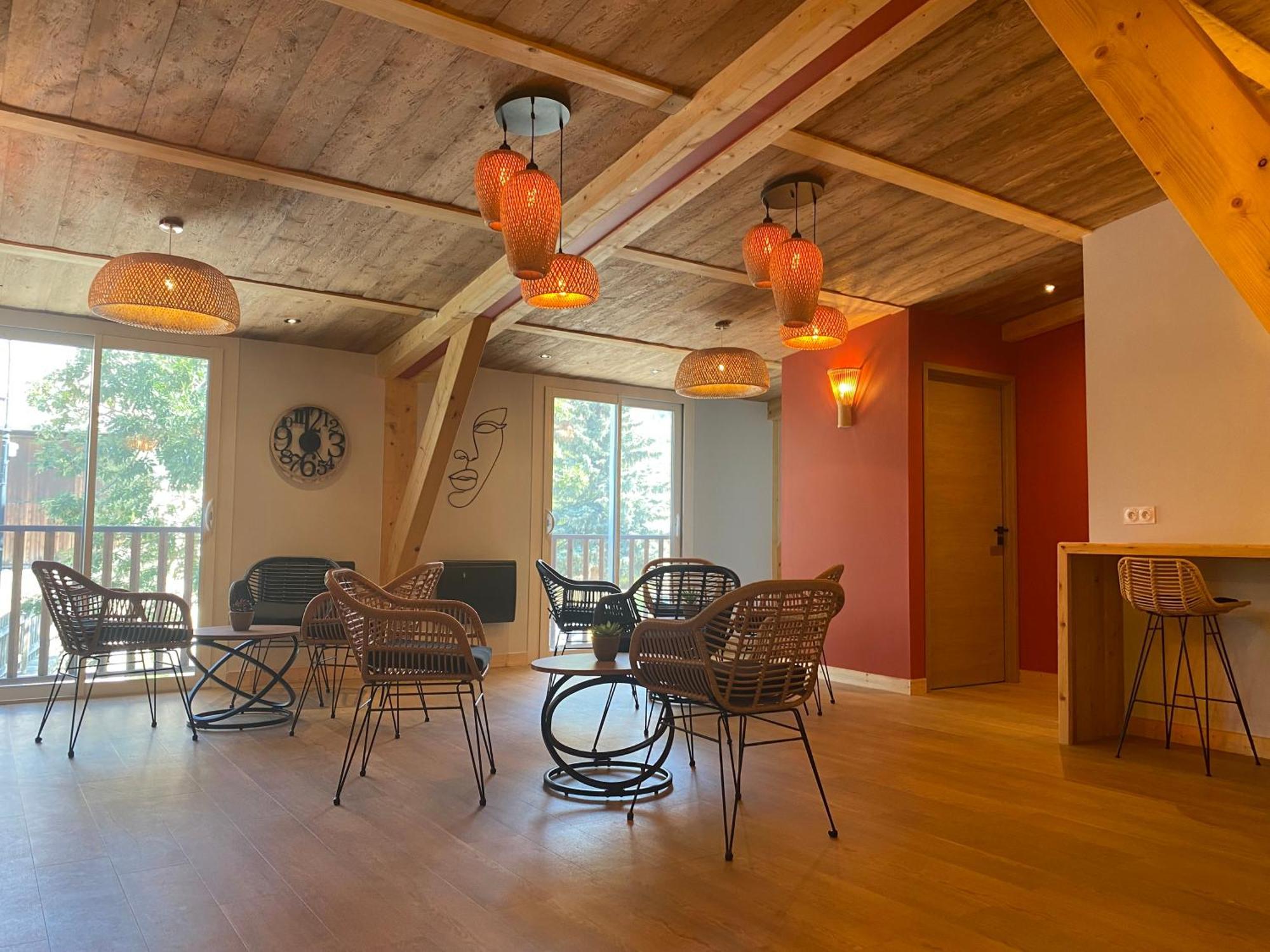 Hotel Les Autanes Spa-Balneotherapie & Restaurant 昂塞勒 外观 照片